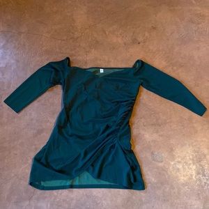 Long sleeve dark green dress. Perfect for wedding or party events.
